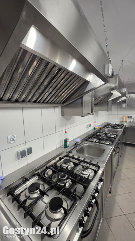 Gotowanie ze znanym kucharzem w ZSOiZ w Krobi