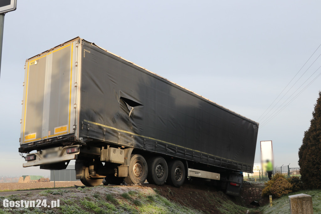 Zderzenie dwóch pojazdów w Żychlewie