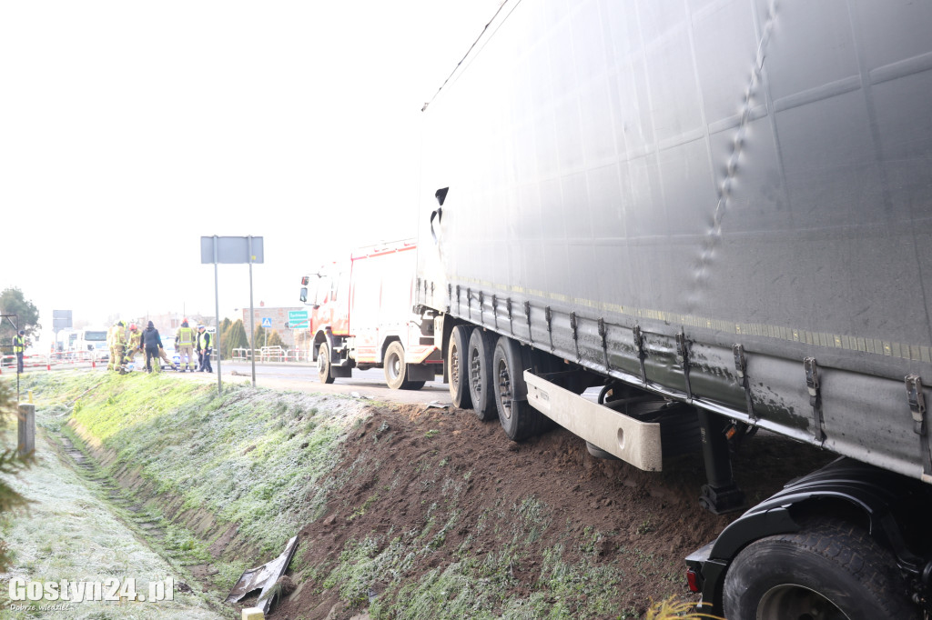 Zderzenie dwóch pojazdów w Żychlewie