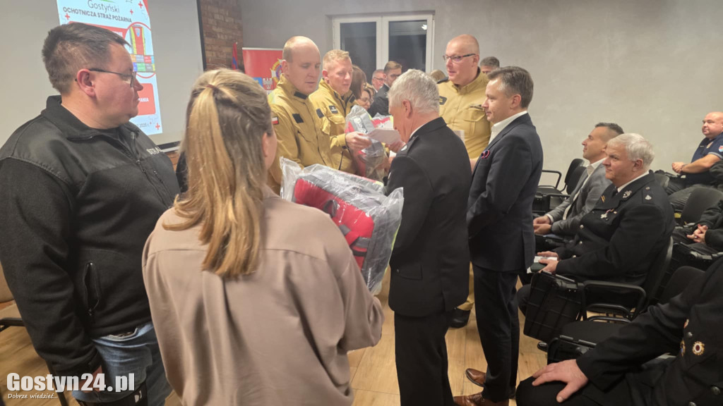 Rozdano plecaki Pierwszy Ratownik w powiecie gostyńskim