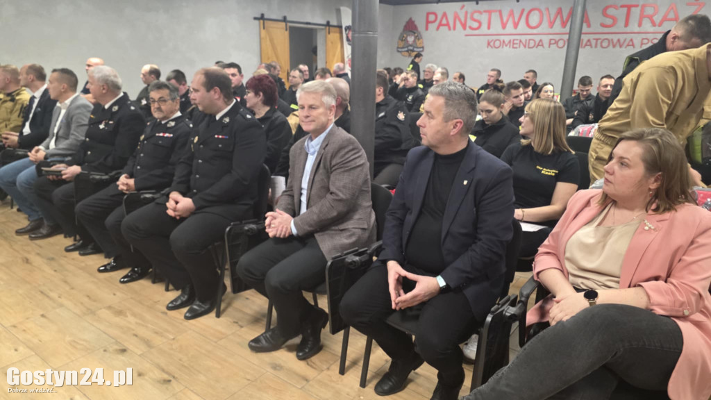 Rozdano plecaki Pierwszy Ratownik w powiecie gostyńskim