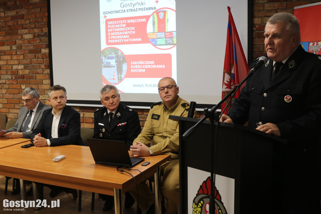 Rozdano plecaki Pierwszy Ratownik w powiecie gostyńskim