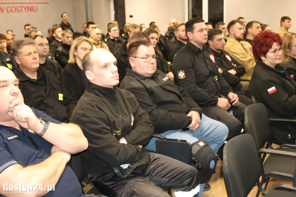 Rozdano plecaki Pierwszy Ratownik w powiecie gostyńskim