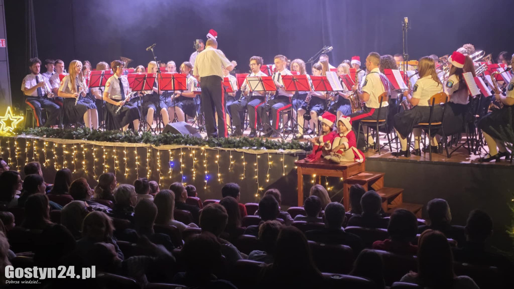 Świąteczny koncert orkiestry w Krobi