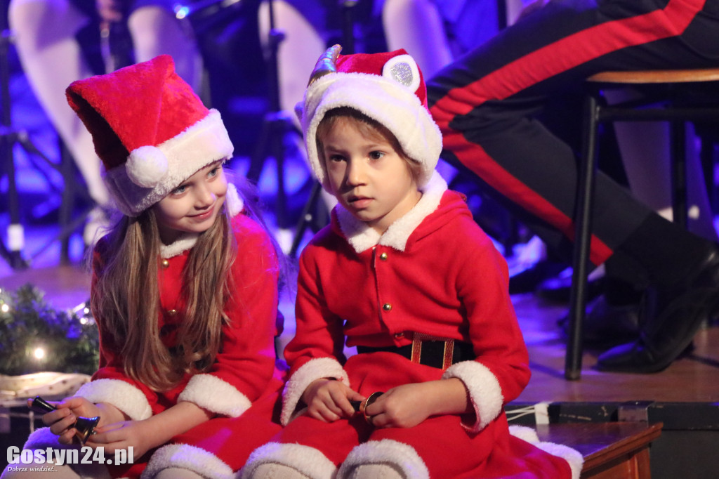 Świąteczny koncert orkiestry w Krobi