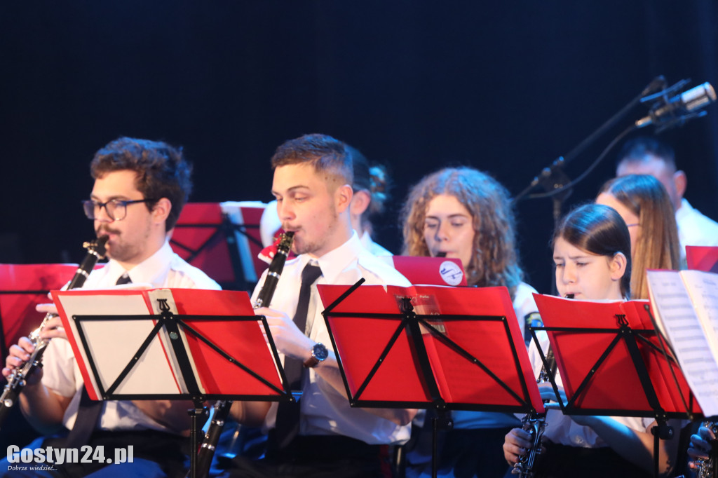 Świąteczny koncert orkiestry w Krobi