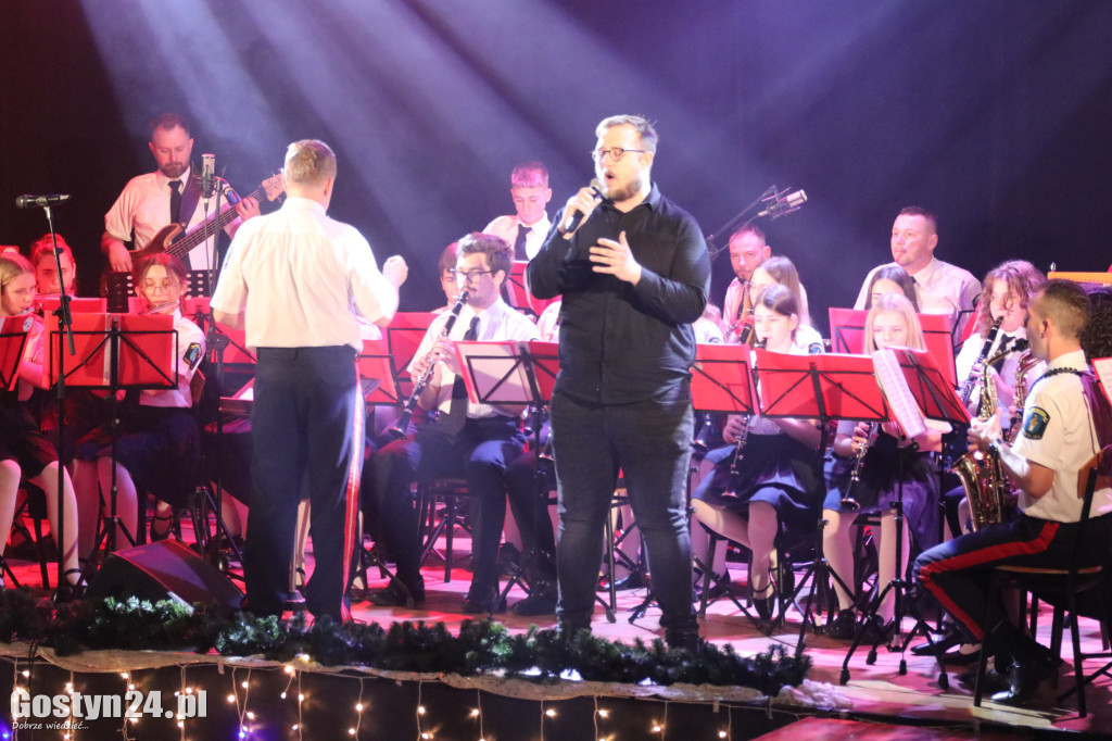 Świąteczny koncert orkiestry w Krobi
