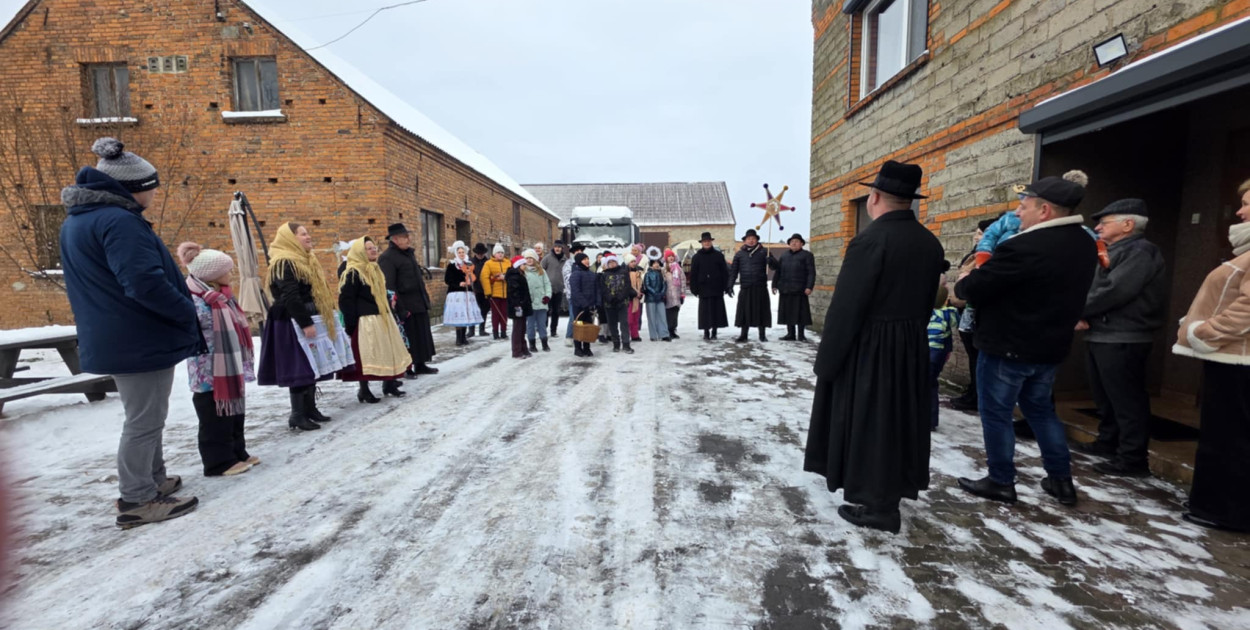 Kolędowanie z Biskupianami w gminie Gostyń i Piaski