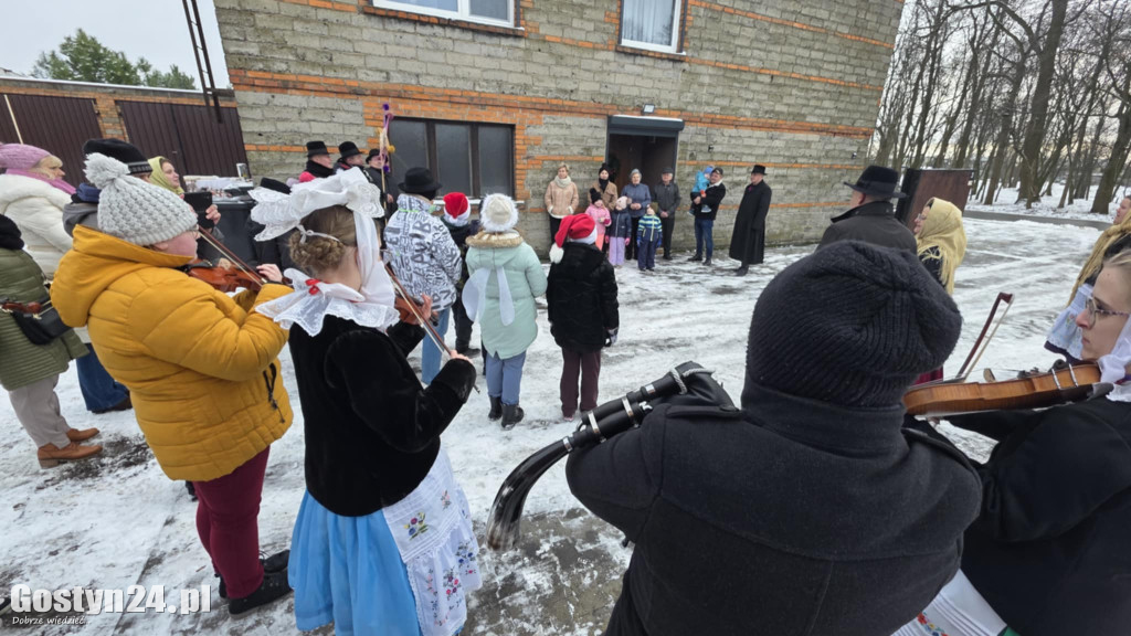 Kolędowanie z Biskupianami w gminie Gostyń i Piaski