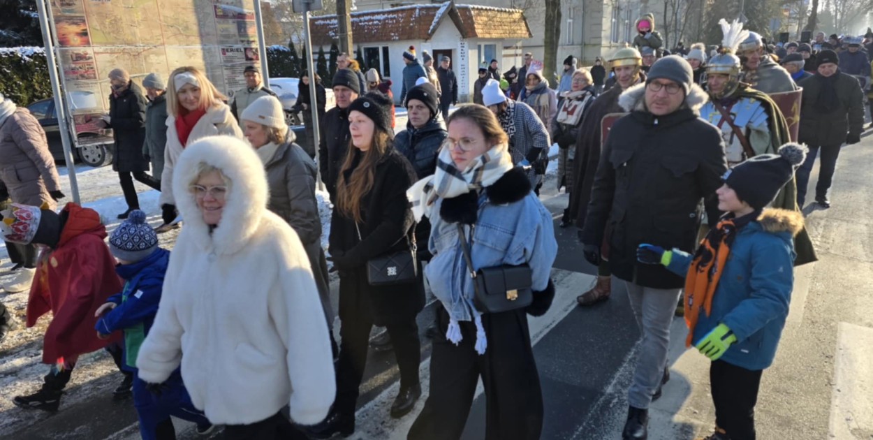 Orszak Trzech Króli przeszedł ulicami Gostynia