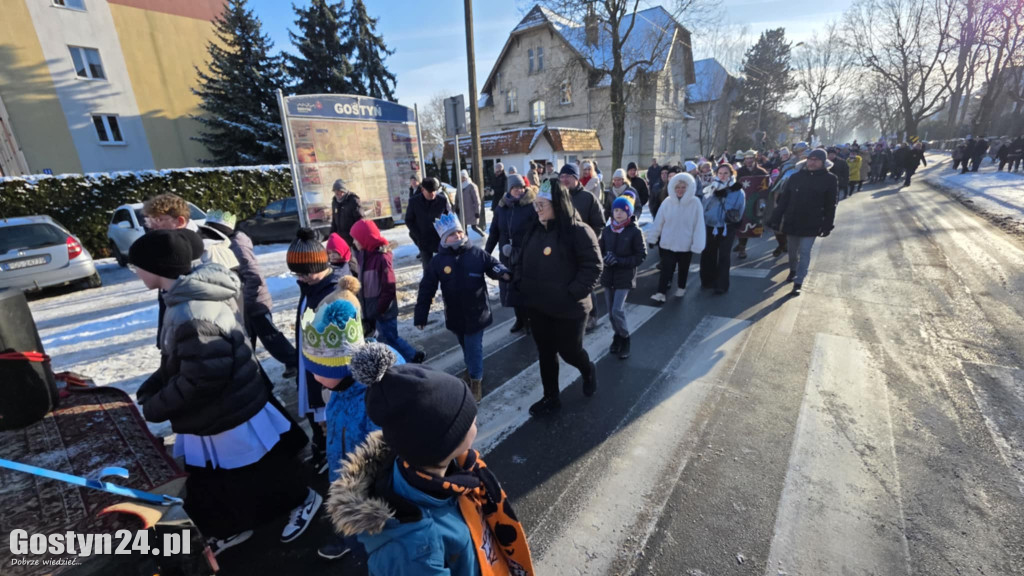 Orszak Trzech Króli przeszedł ulicami Gostynia