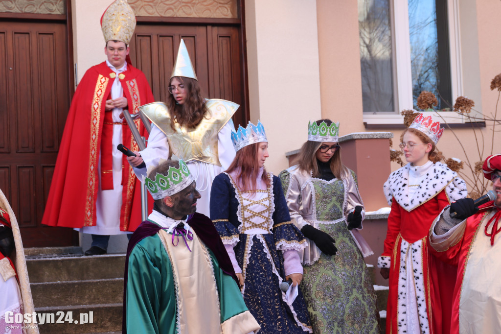 Orszak Trzech Króli przeszedł ulicami Gostynia