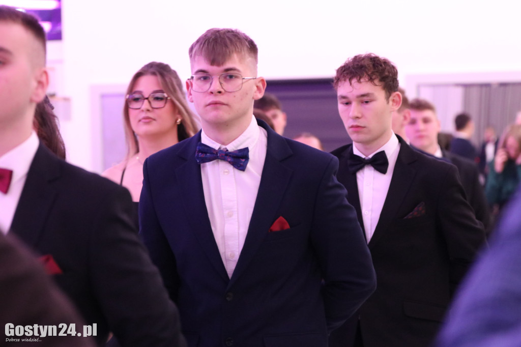 Studniówka maturzystów ZSR w Grabonogu