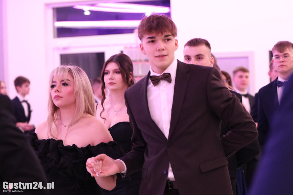 Studniówka maturzystów ZSR w Grabonogu