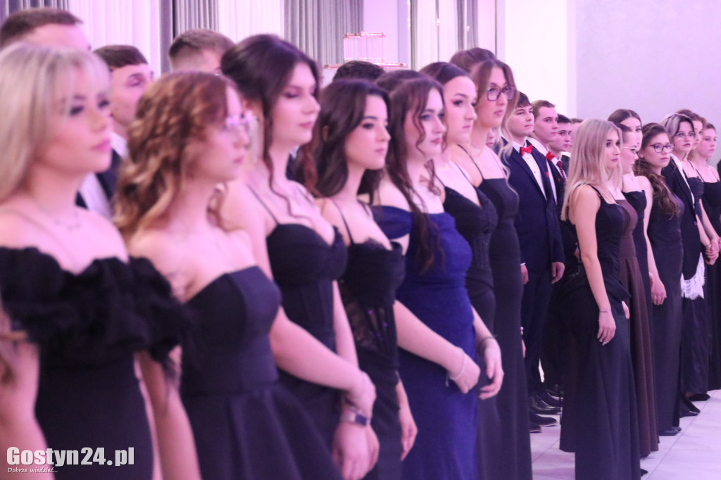 Studniówka maturzystów ZSR w Grabonogu