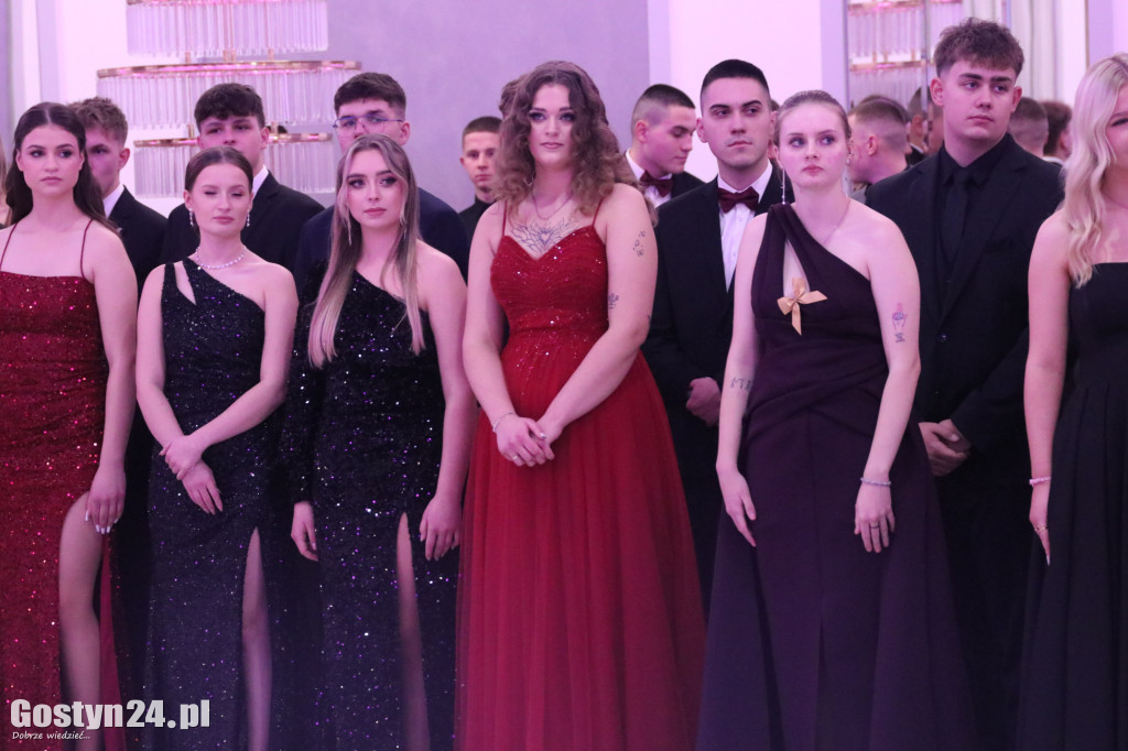 Studniówka maturzystów ZSR w Grabonogu