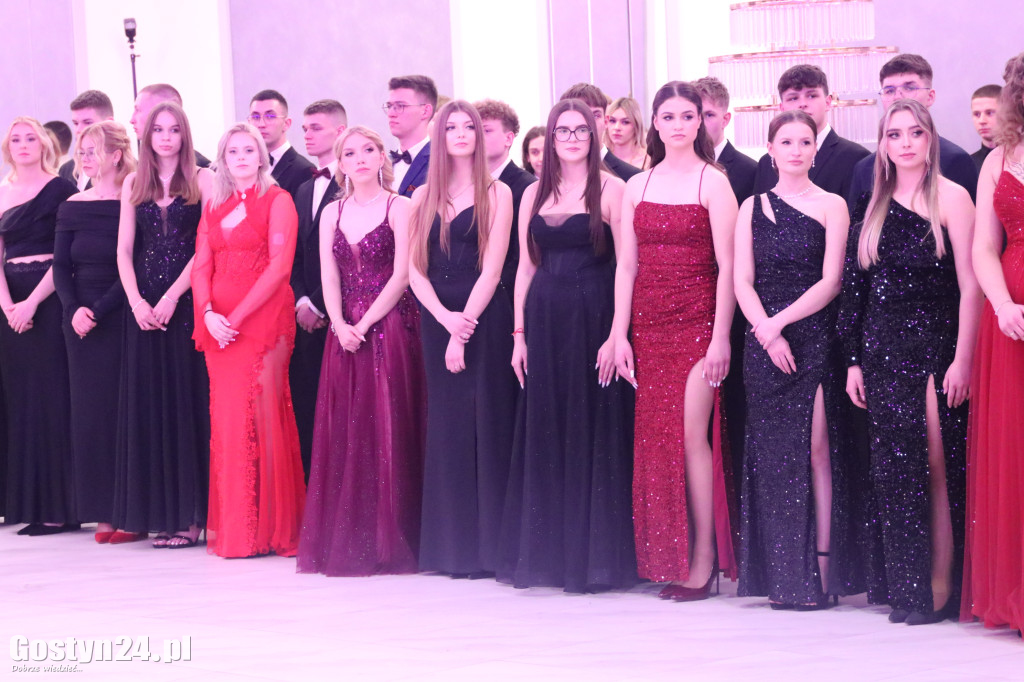 Studniówka maturzystów ZSR w Grabonogu