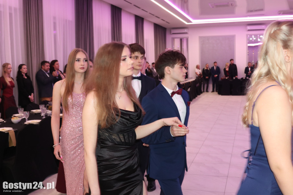 Studniówka maturzystów ZSR w Grabonogu