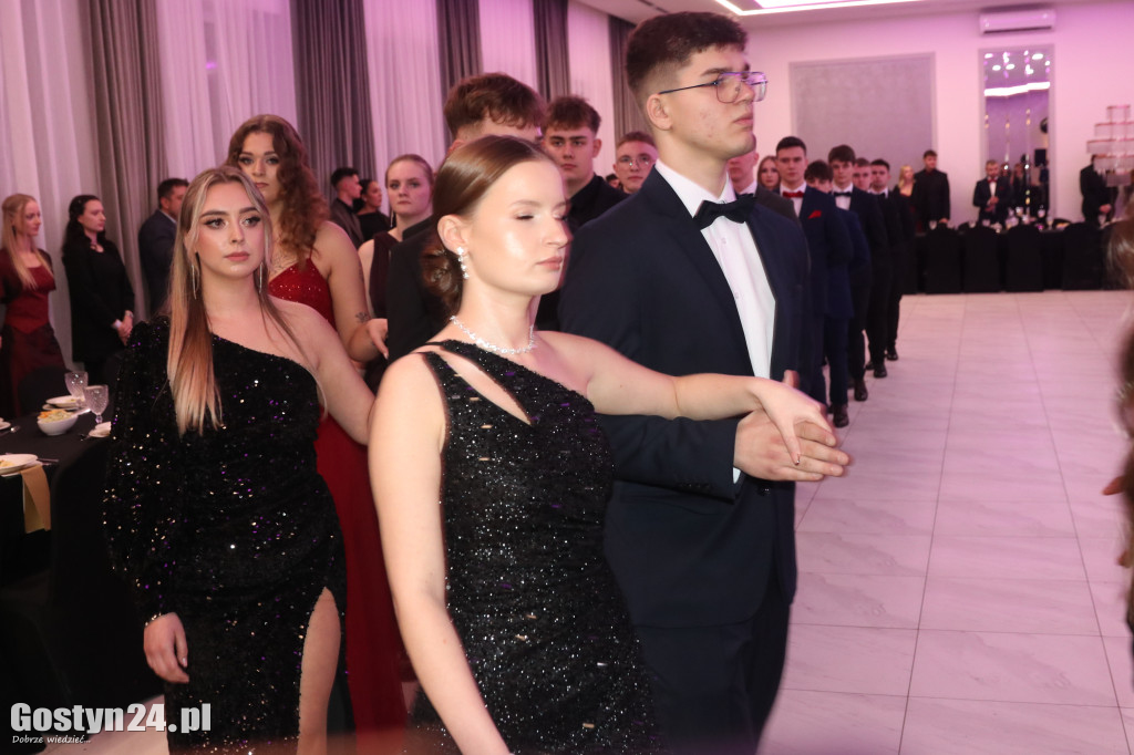 Studniówka maturzystów ZSR w Grabonogu