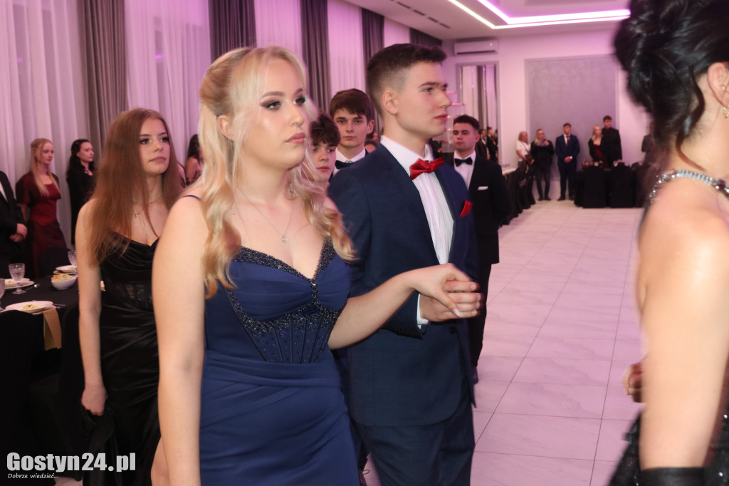 Studniówka maturzystów ZSR w Grabonogu