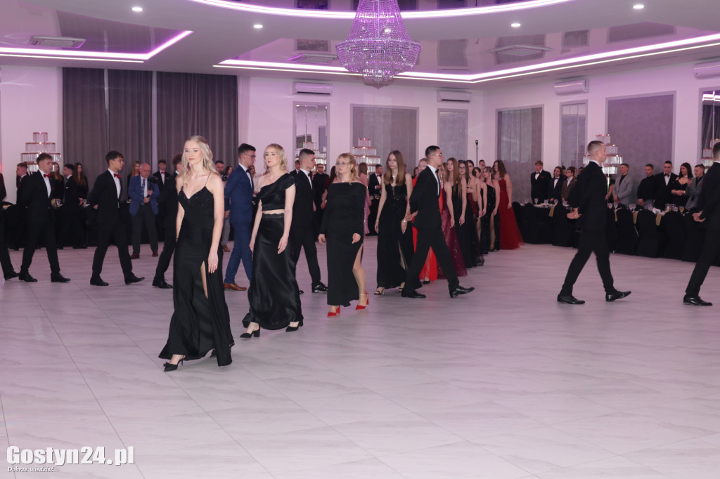 Studniówka maturzystów ZSR w Grabonogu