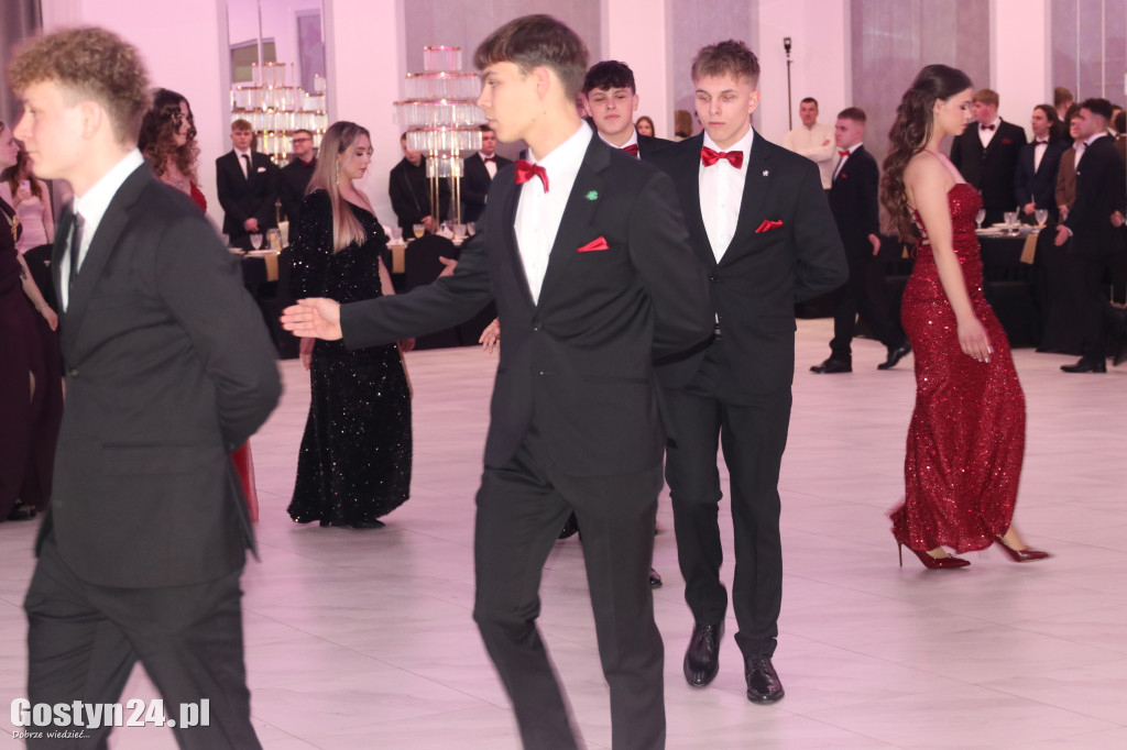 Studniówka maturzystów ZSR w Grabonogu