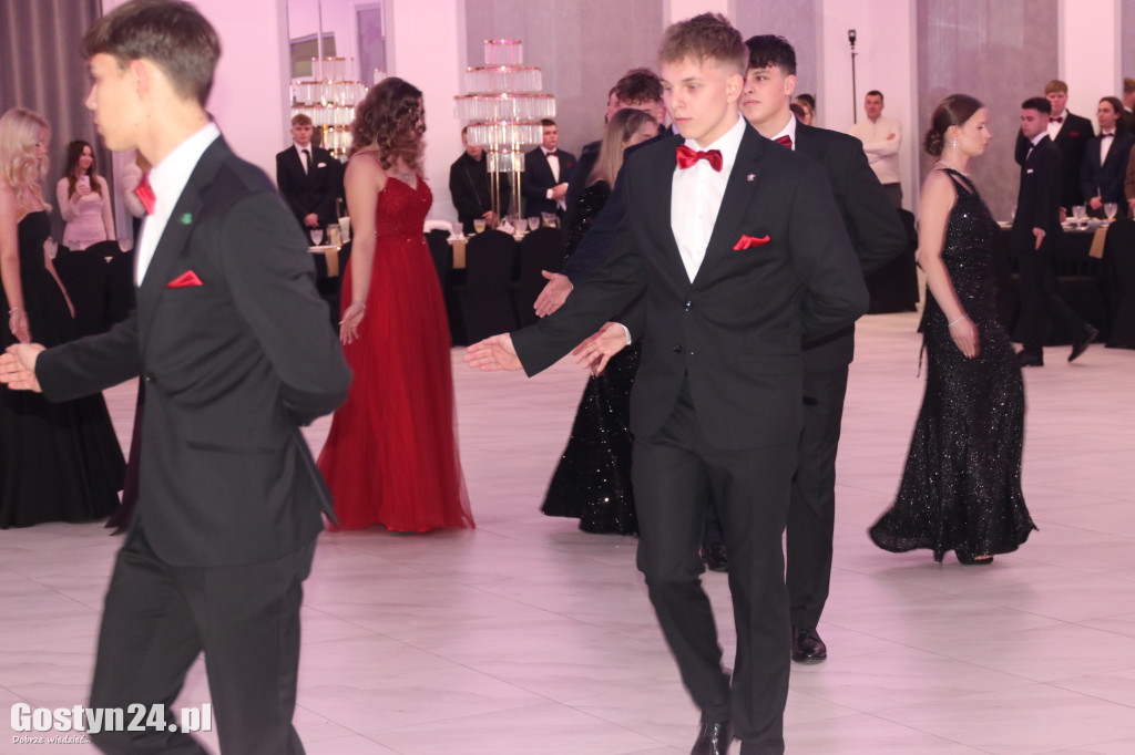 Studniówka maturzystów ZSR w Grabonogu