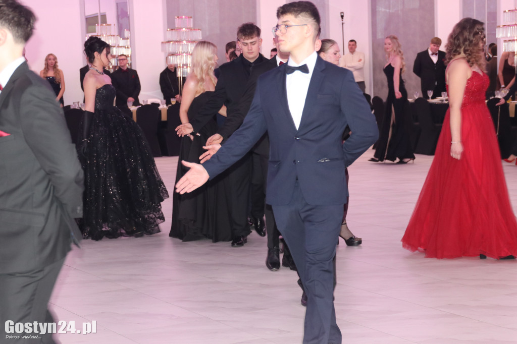 Studniówka maturzystów ZSR w Grabonogu