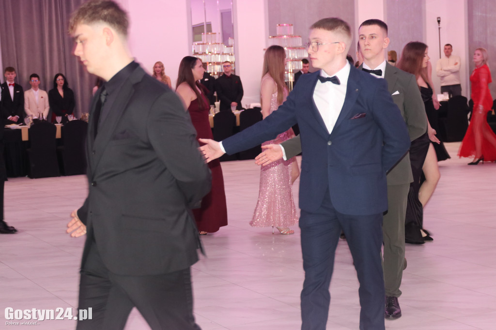 Studniówka maturzystów ZSR w Grabonogu