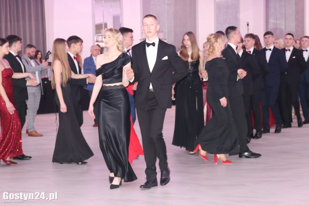 Studniówka maturzystów ZSR w Grabonogu