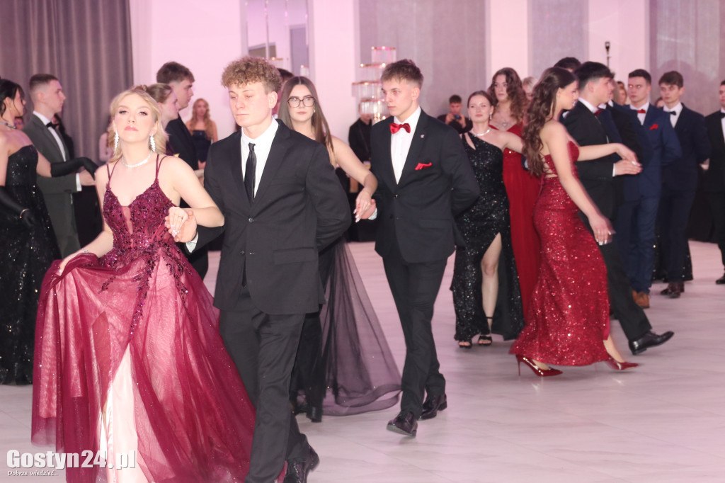 Studniówka maturzystów ZSR w Grabonogu