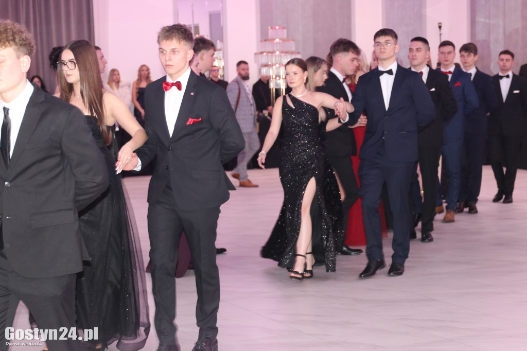 Studniówka maturzystów ZSR w Grabonogu