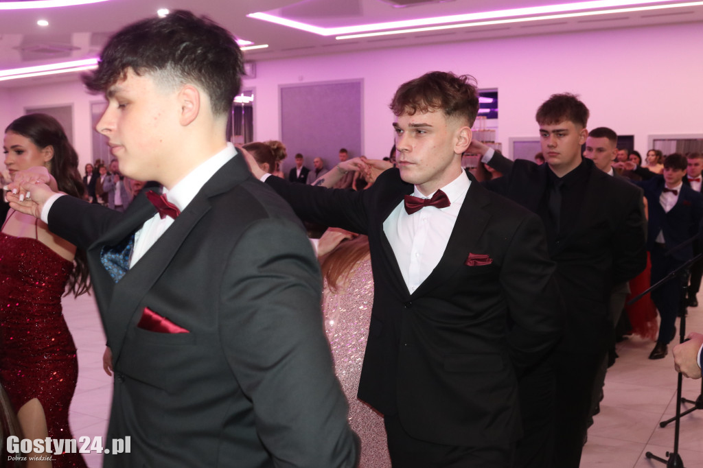 Studniówka maturzystów ZSR w Grabonogu