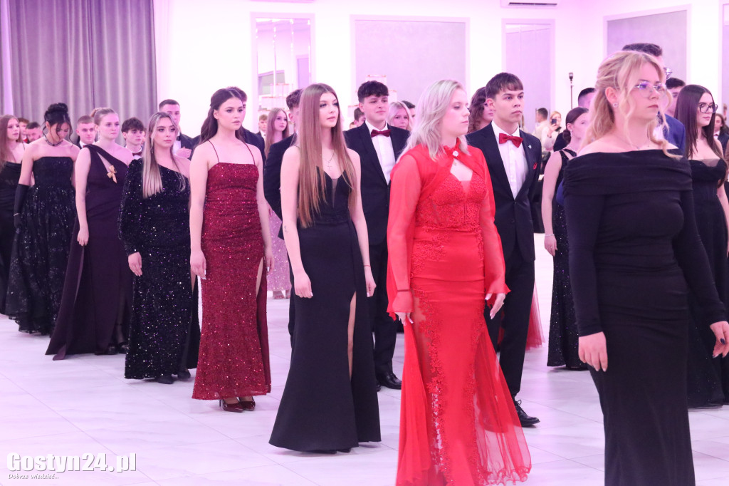 Studniówka maturzystów ZSR w Grabonogu