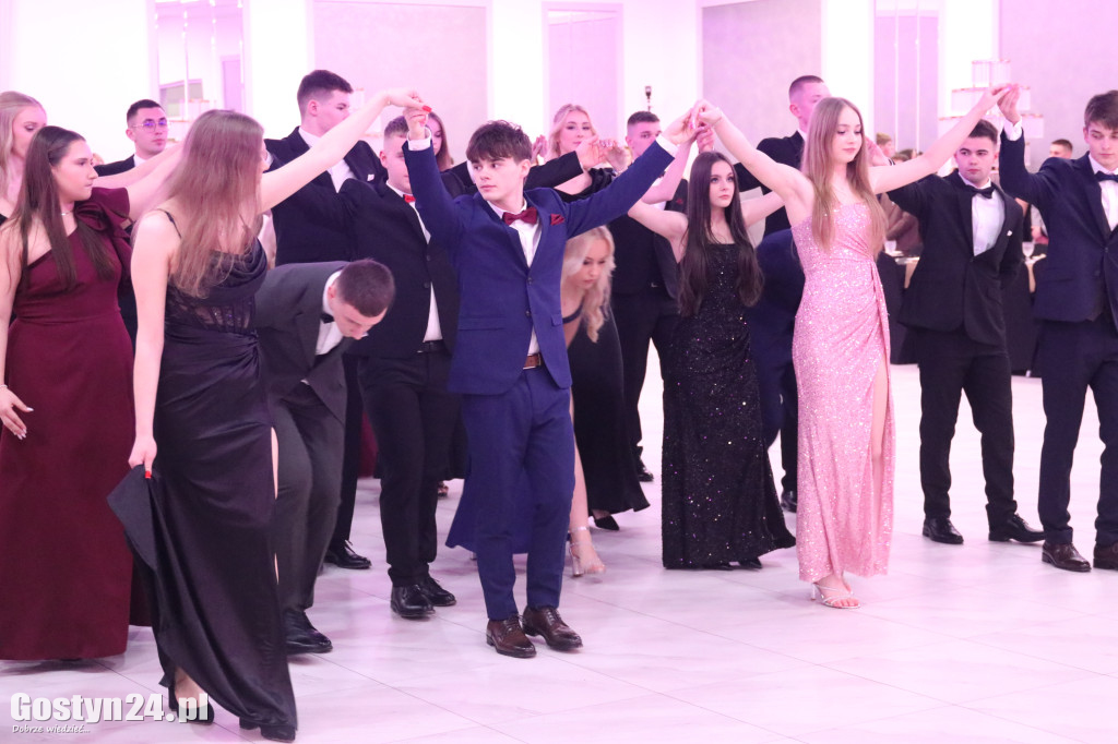 Studniówka maturzystów ZSR w Grabonogu