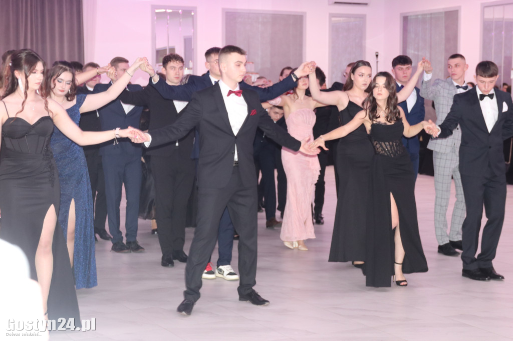 Studniówka maturzystów ZSR w Grabonogu