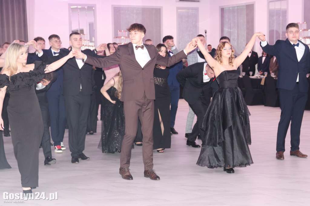 Studniówka maturzystów ZSR w Grabonogu