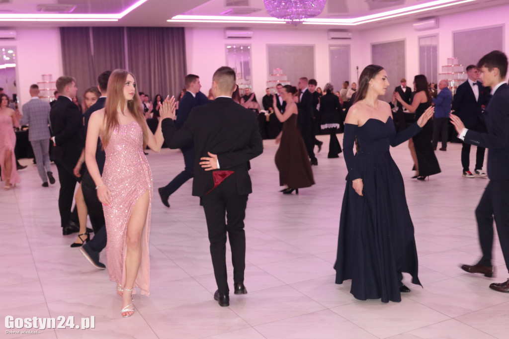 Studniówka maturzystów ZSR w Grabonogu