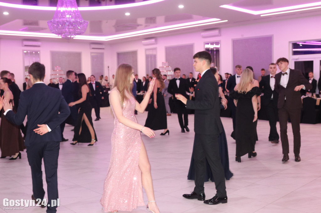 Studniówka maturzystów ZSR w Grabonogu