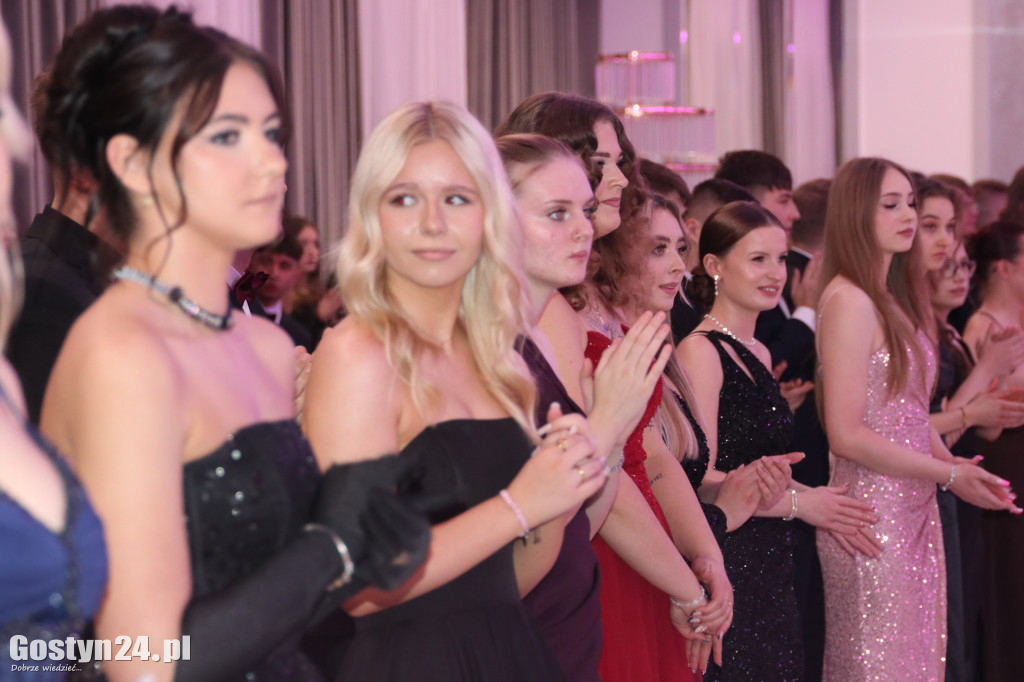 Studniówka maturzystów ZSR w Grabonogu