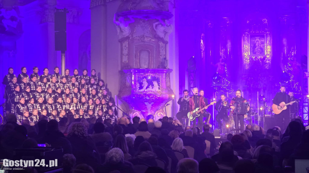 Kolędowanie z zespołem Enej na Świętej Górze
