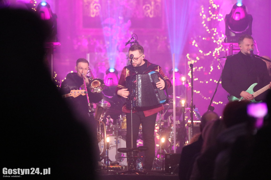 Kolędowanie z zespołem Enej na Świętej Górze