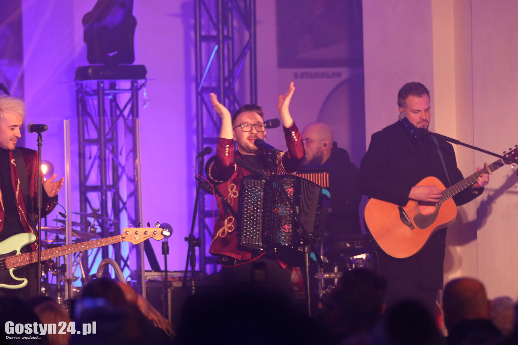 Kolędowanie z zespołem Enej na Świętej Górze