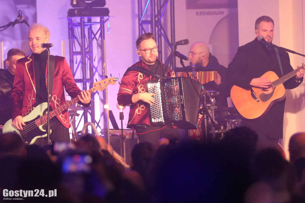 Kolędowanie z zespołem Enej na Świętej Górze