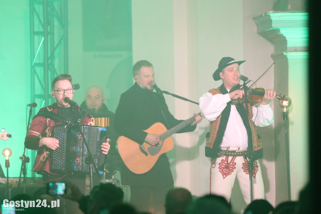 Kolędowanie z zespołem Enej na Świętej Górze