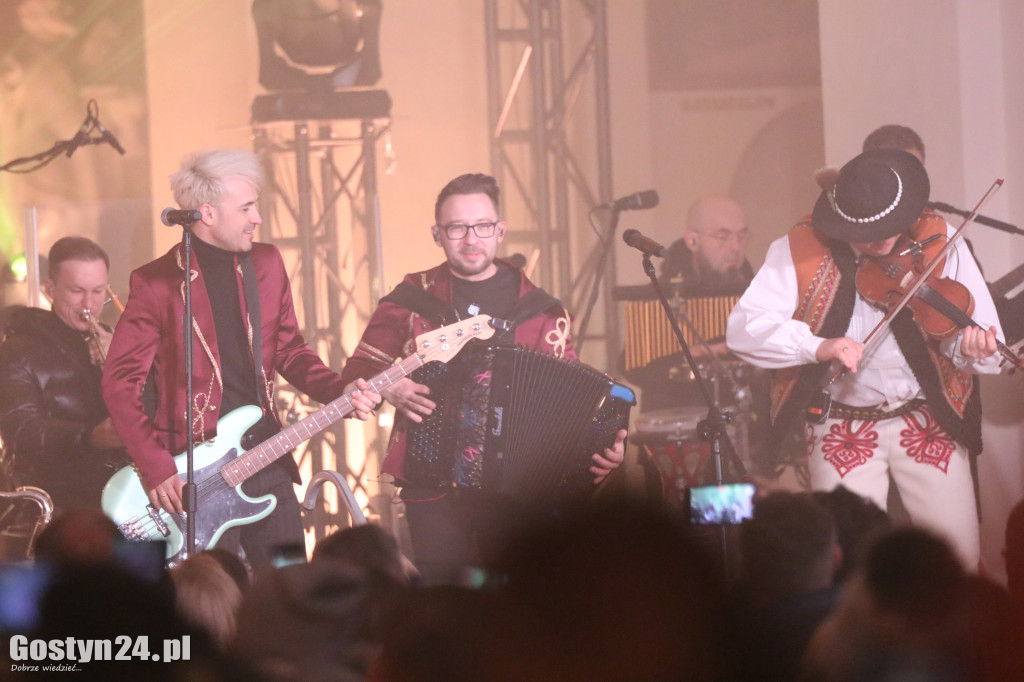 Kolędowanie z zespołem Enej na Świętej Górze