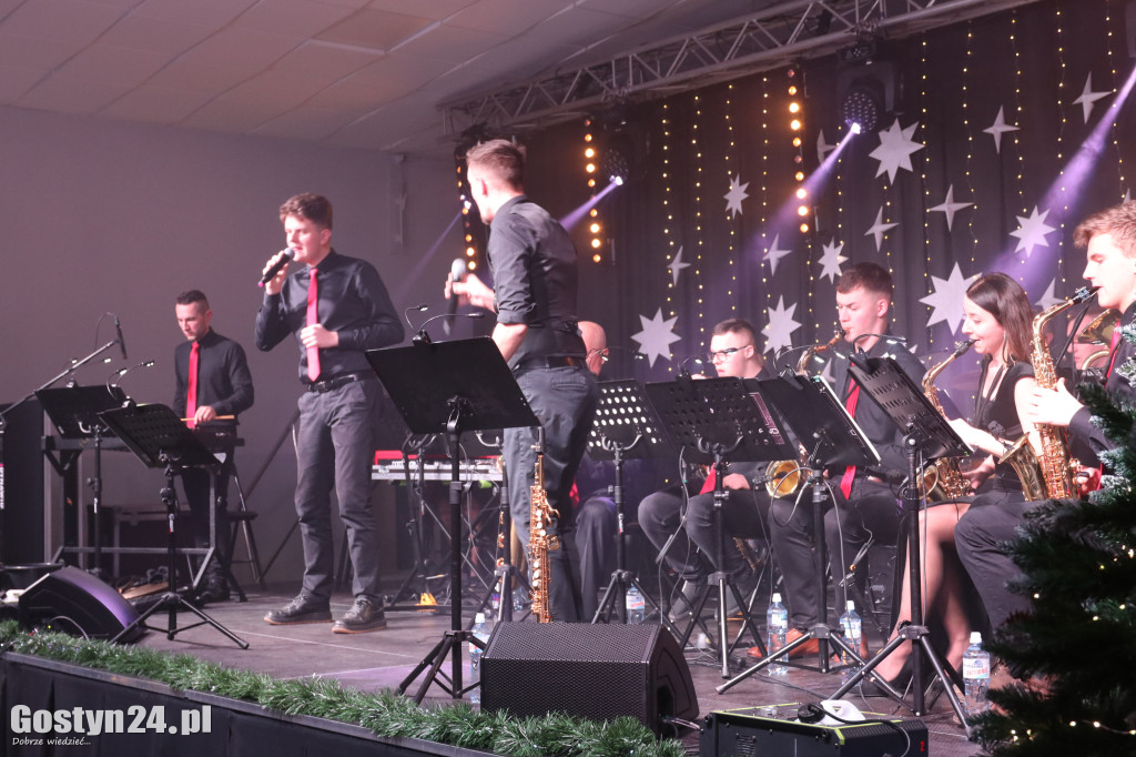 Koncert noworoczny i laury w Pępowie