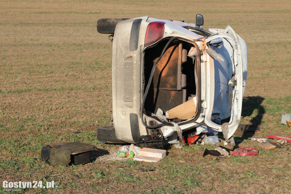 Wypadek na wyjeździe z Gostynia