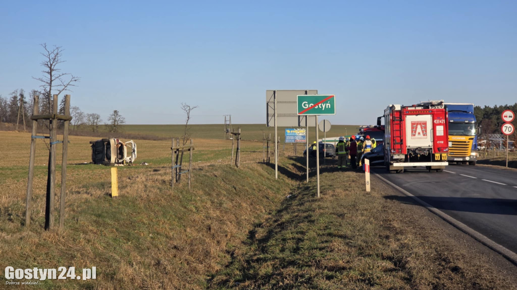Wypadek na wyjeździe z Gostynia