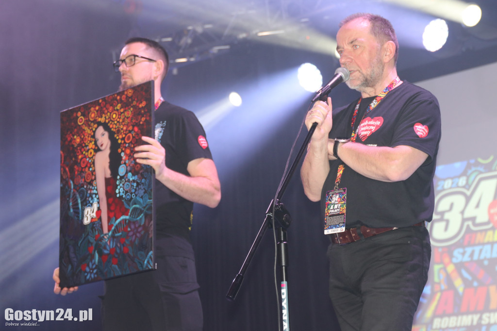 Gostyński Finał WOŚP w GOK Hutnik i licytacja serduszka